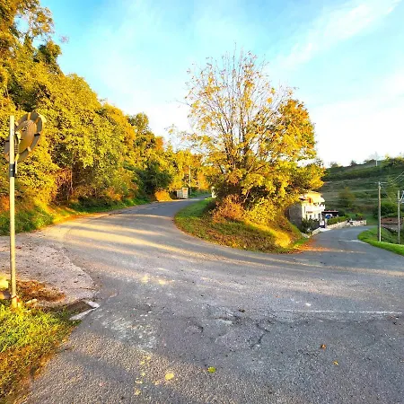 Casa Monti * פיניונה